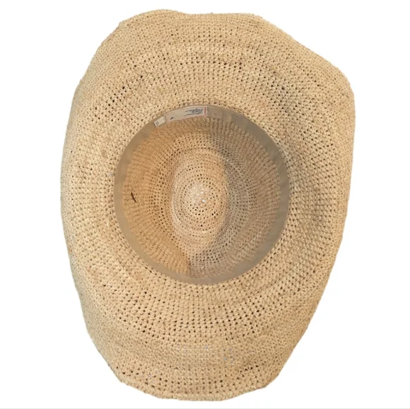 Upcycled Hand Crafted On an American Eagle Outfitters Hat Size One Size Upcycled Hand Crafted On an American Eagle Outfitters Hat  main image 3